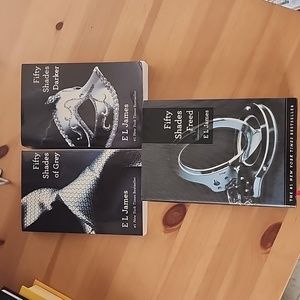 Fifty Shades Trilogy. E L James.